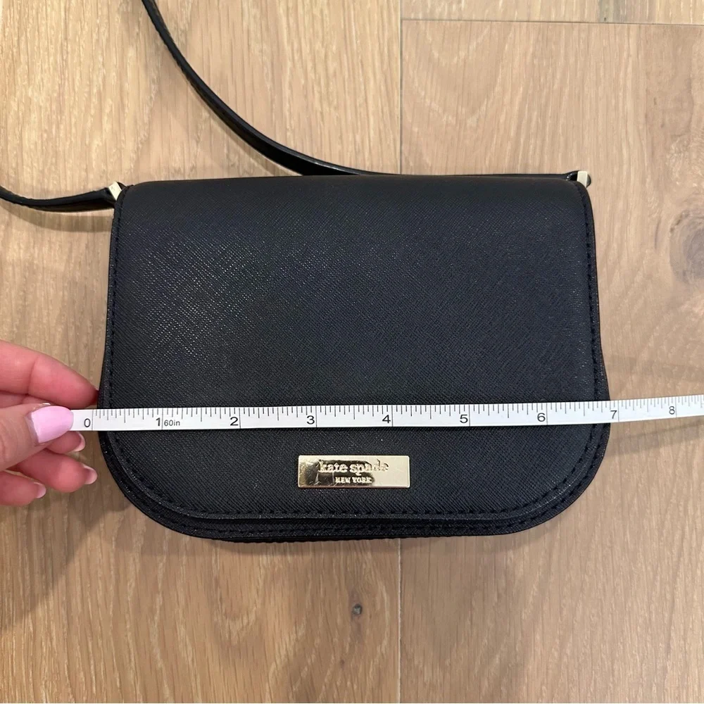 Kate Spade New York Black Hatch Leather Carsen Crossbody Bag Purse Small Gold - Picture 14 of 16